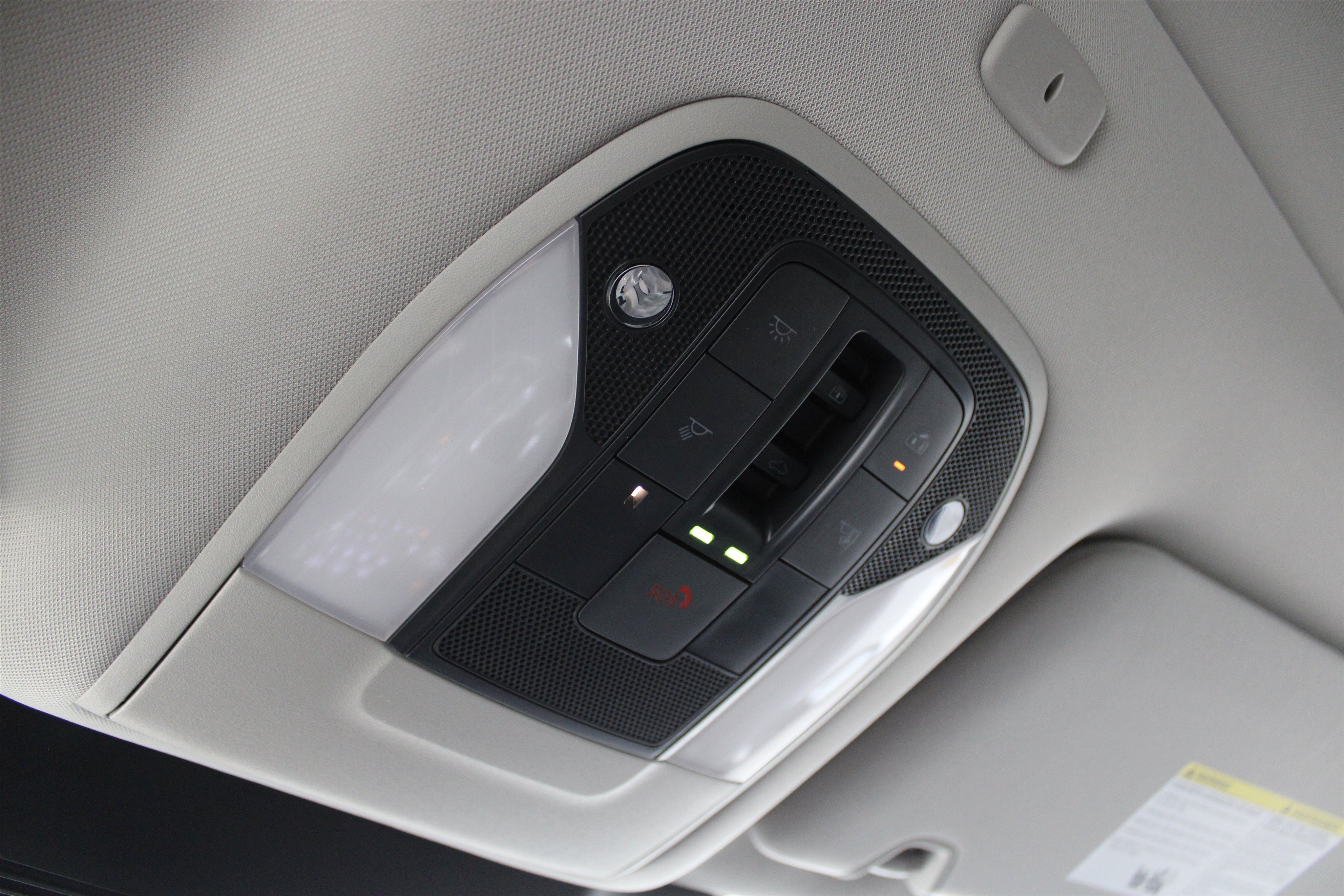 Used 2026 Radiant White INFINITI PURE image 19