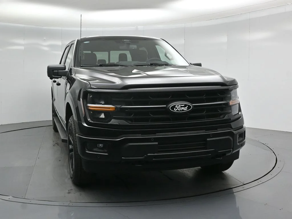 New 2026 Agate Black Metallic Ford XLT image 51