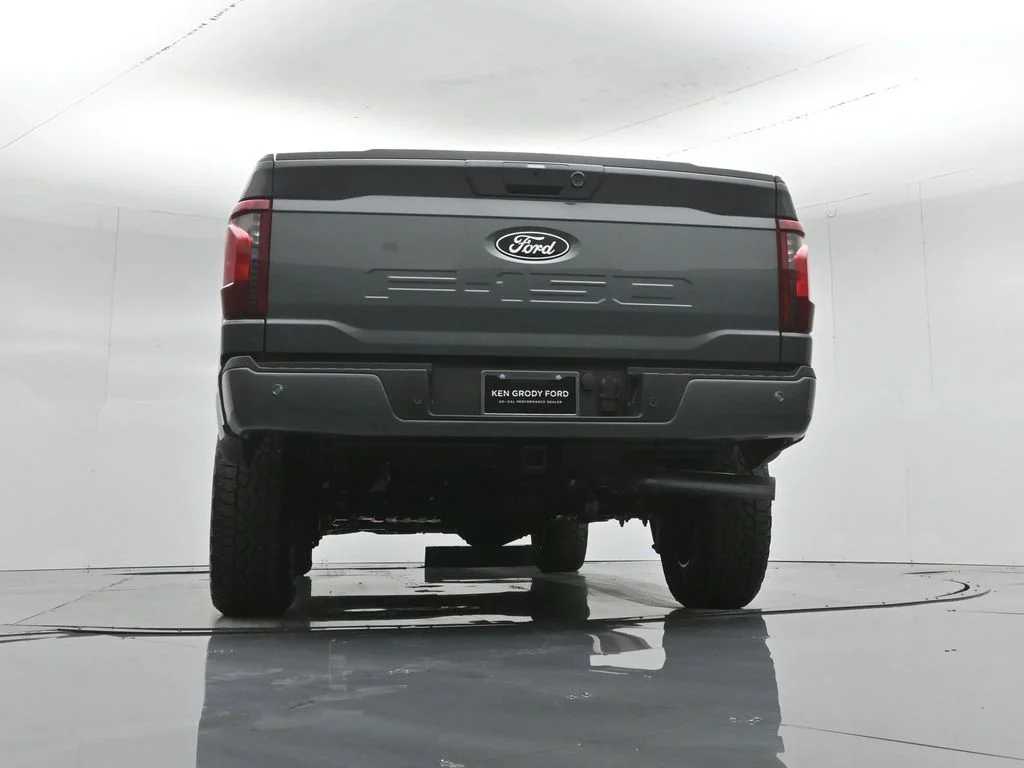 New 2026 Carbonized Gray Metallic Ford XLT image 50