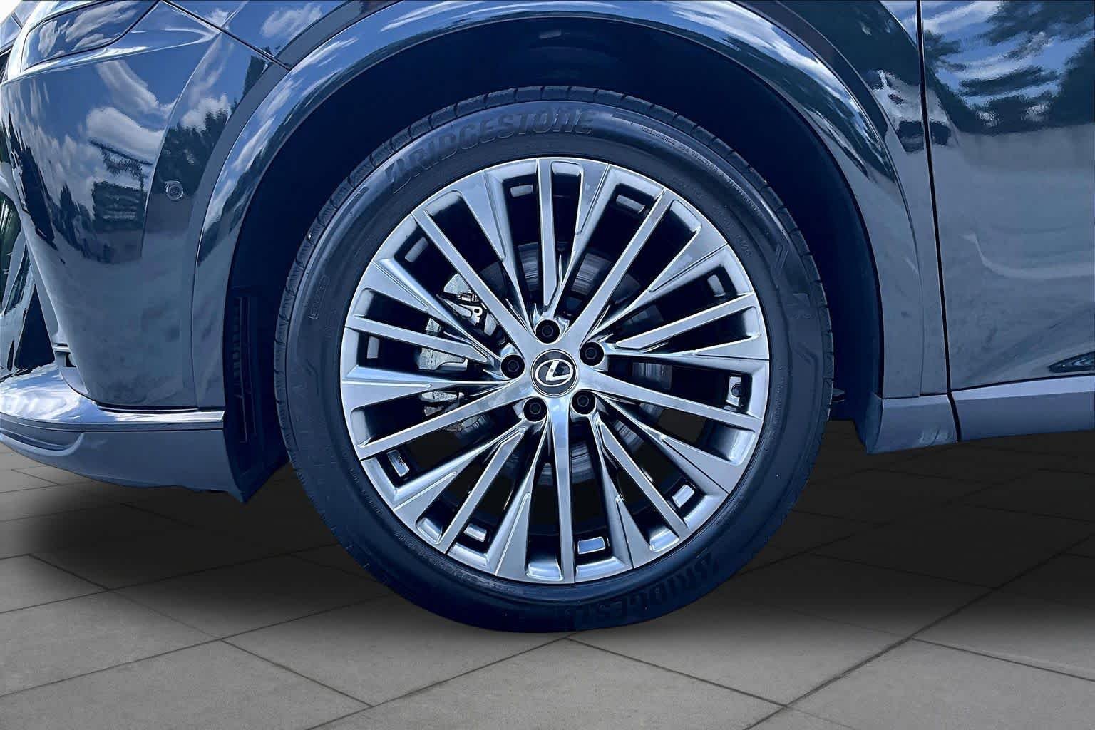 Used 2025 Caviar Lexus Luxury image 10