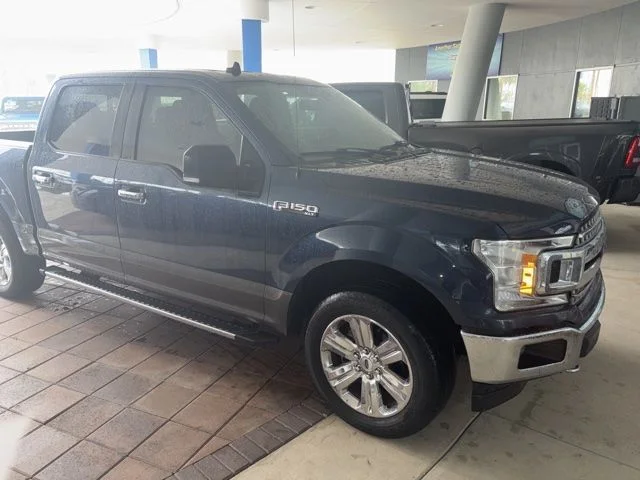 Certified Used 2019 Blue Ford XLT image 1
