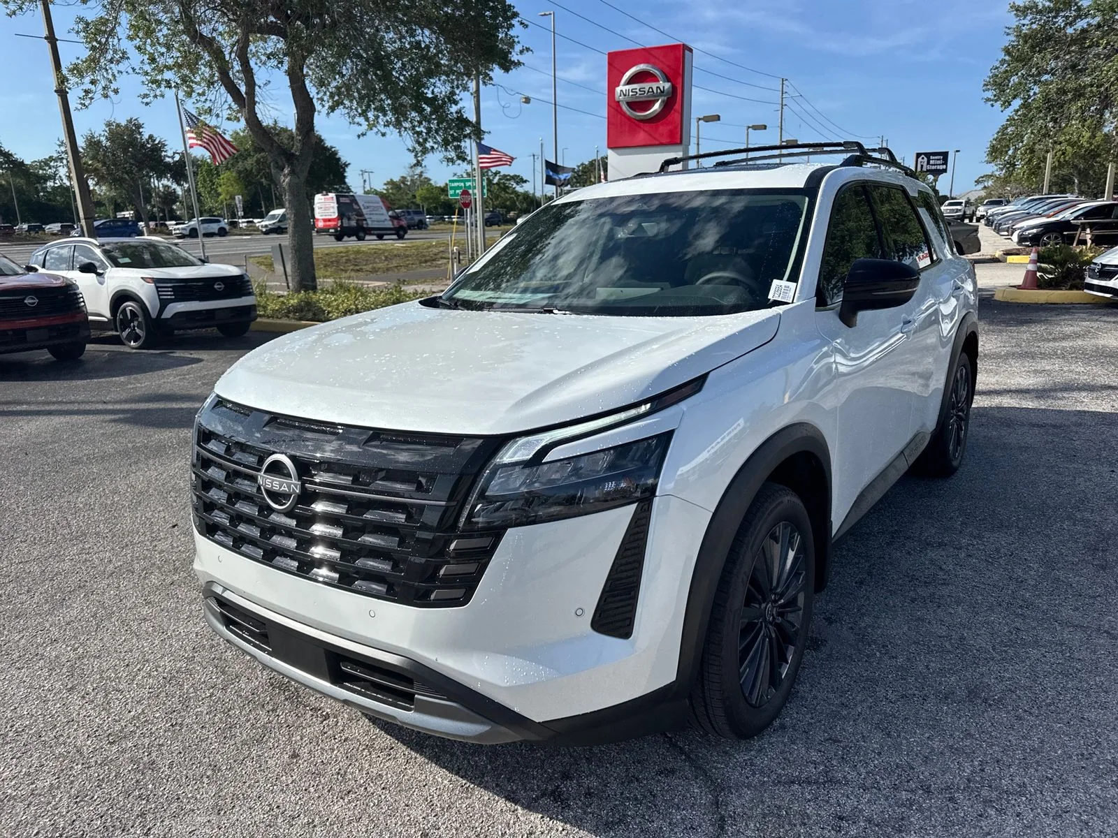 New 2026 Nissan Pathfinder SL 4D Sport Utility