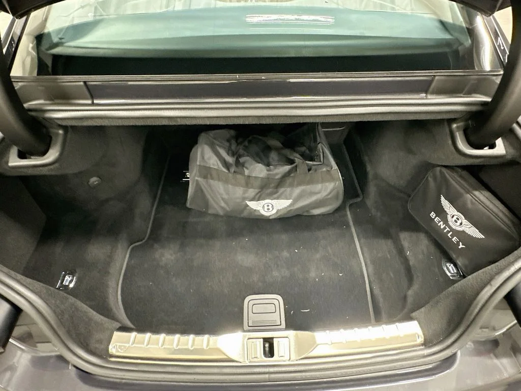 Used 2024 Gray Bentley Speed image 25