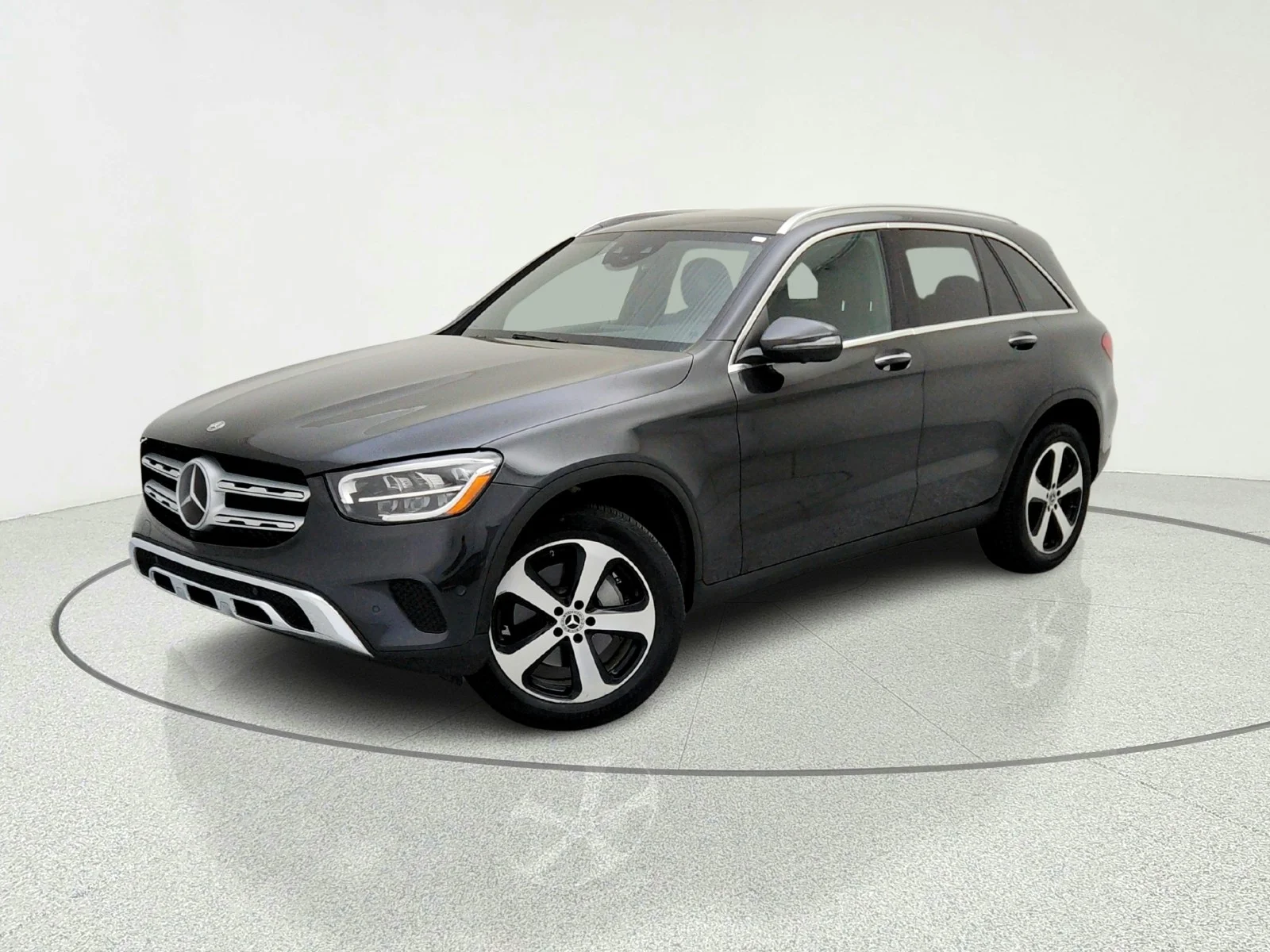 2021 Mercedes-Benz GLC GLC300's photo