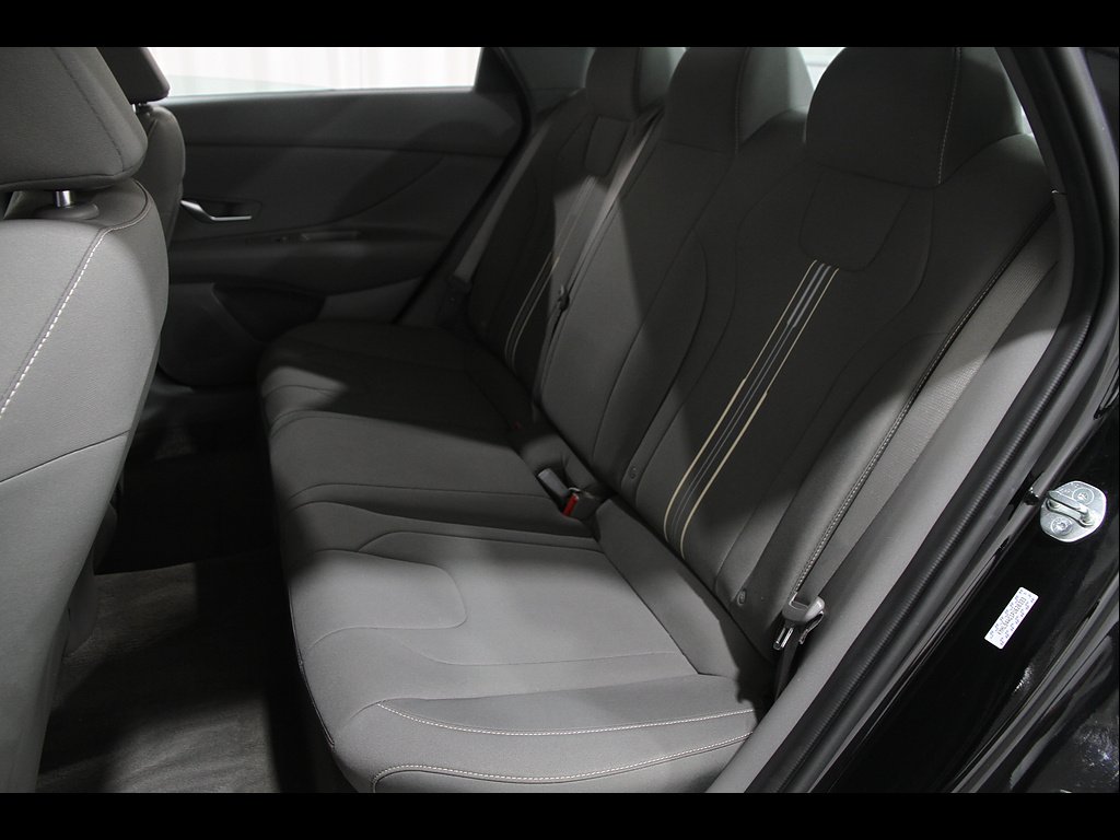 Certified Used 2023 Onyx Black Hyundai SEL image 18