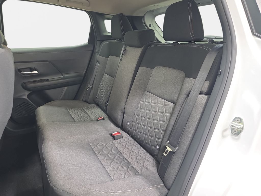 Used 2025 Aspen White Tricoat Nissan SV image 13