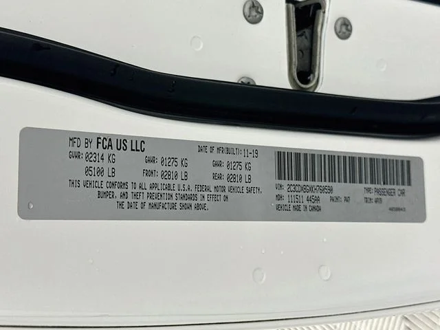 Used 2019 White Dodge SXT image 26
