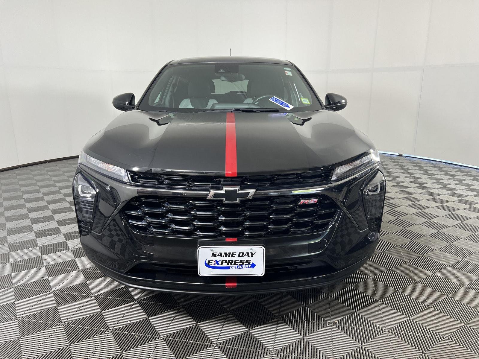Used 2024 Mosaic Black Metallic Chevrolet 1RS image 28