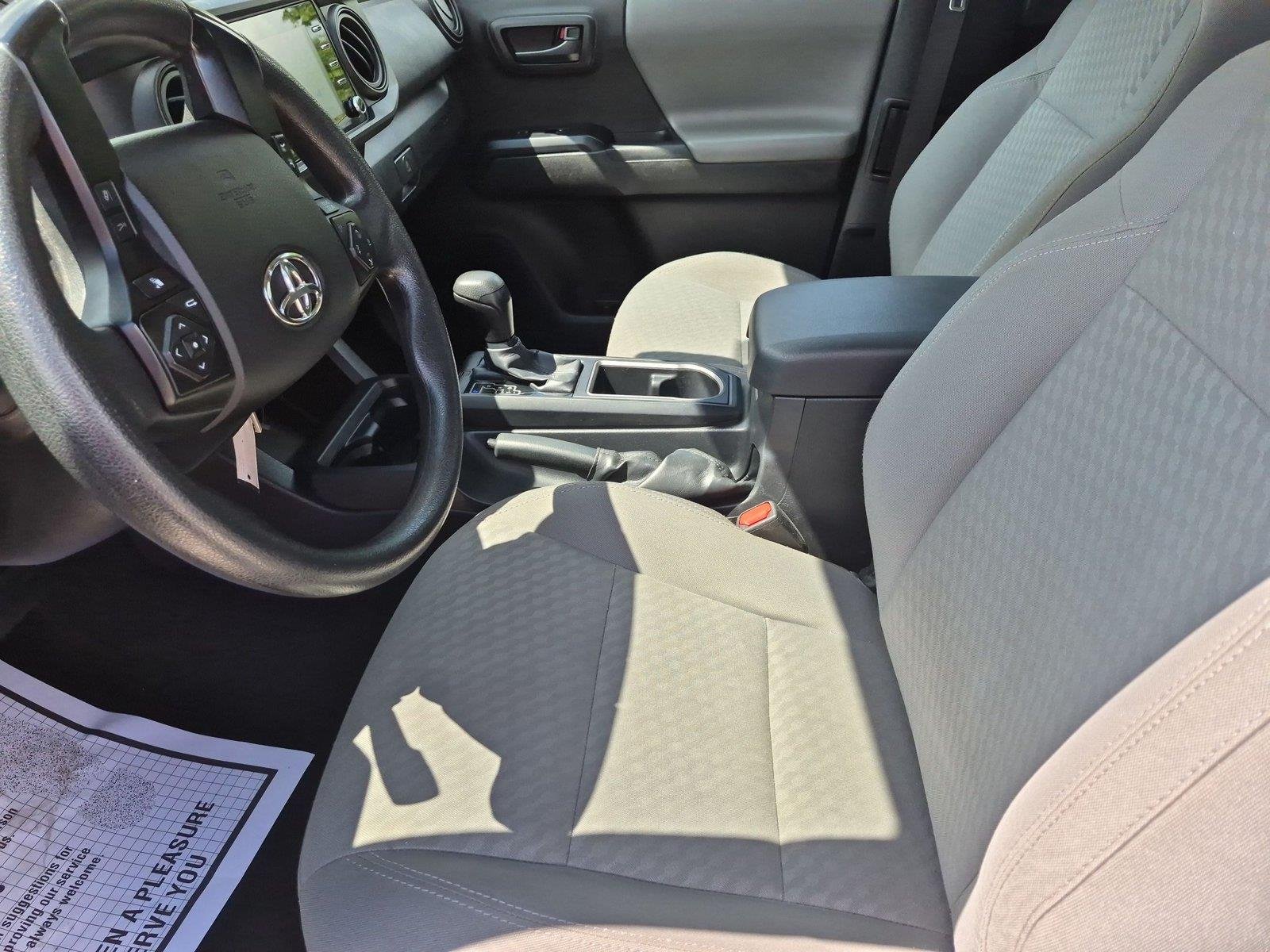 Used 2022 White Toyota SR image 18