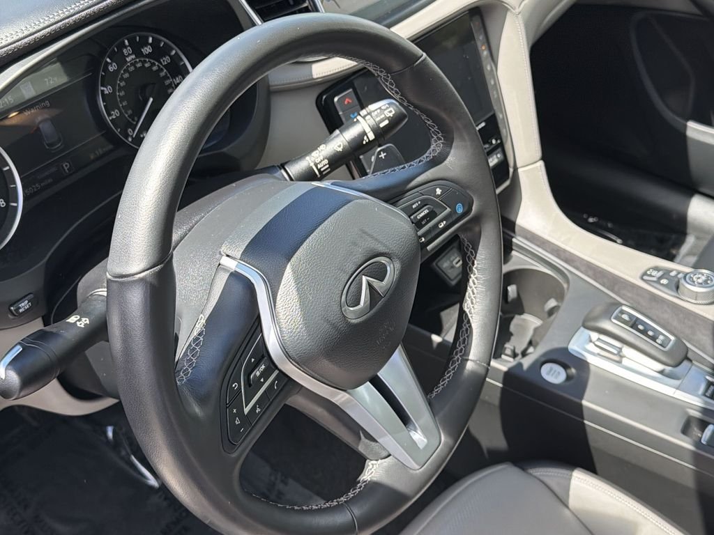 Used 2023 Slate Gray INFINITI Sensory image 11