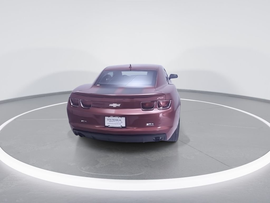 Used 2013 Red Chevrolet 2LT image 8