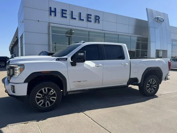 Used 2023 Summit White GMC AT4 image 3