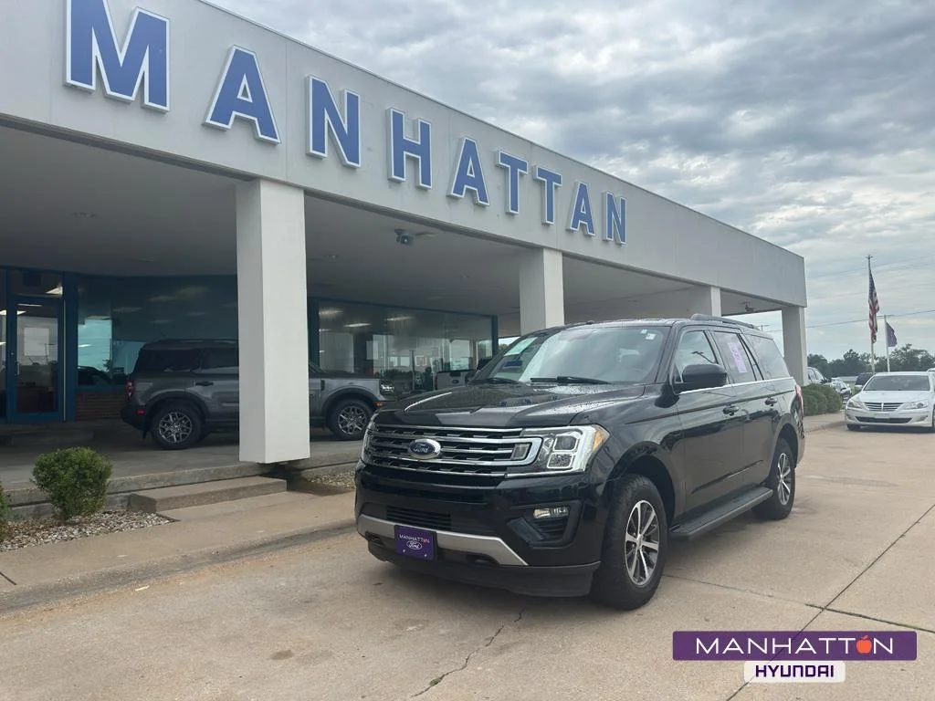 Used 2018 Shadow Black Ford XLT image 1