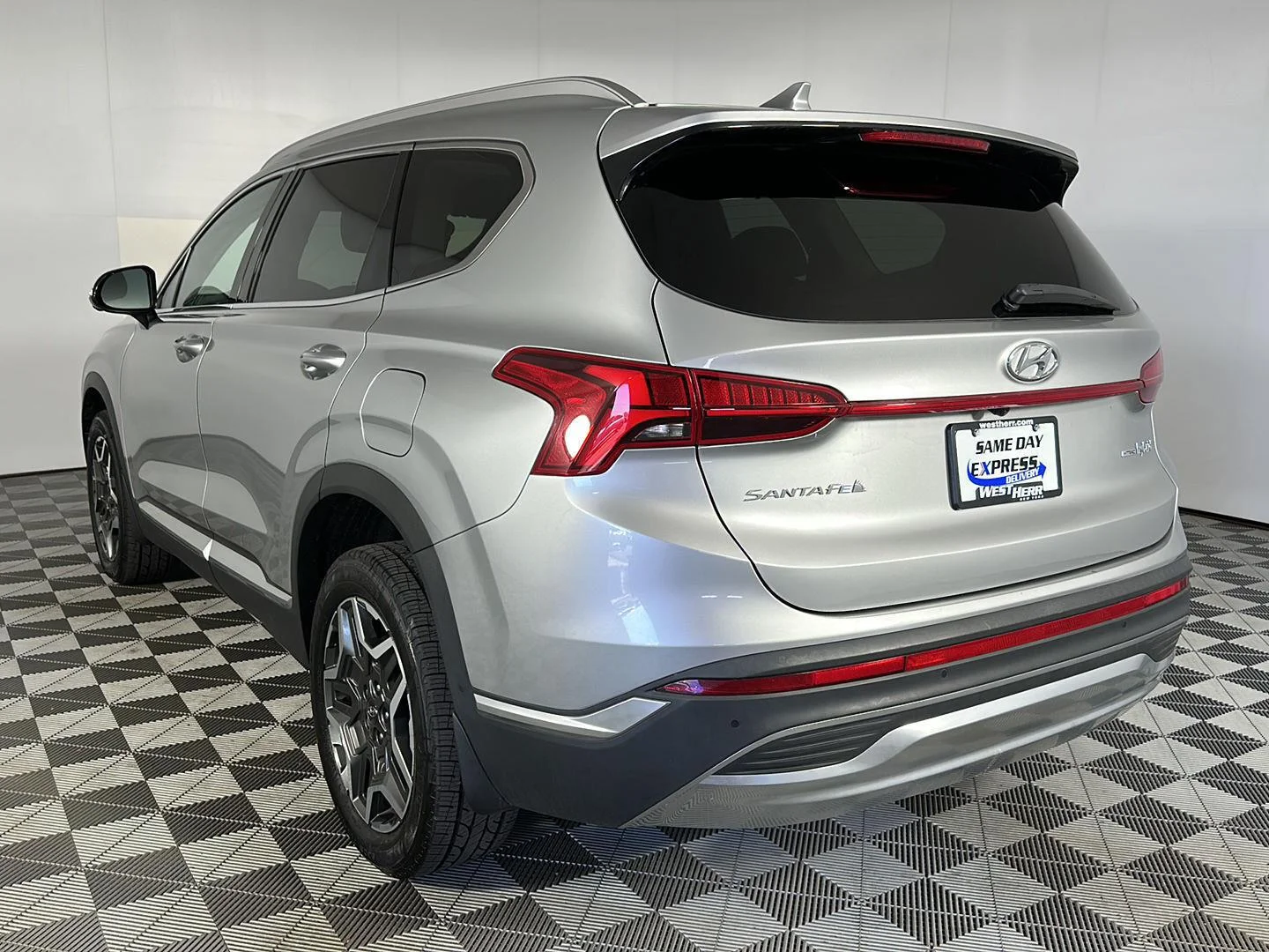 Used 2023 Shimmering Silver Hyundai Limited image 25