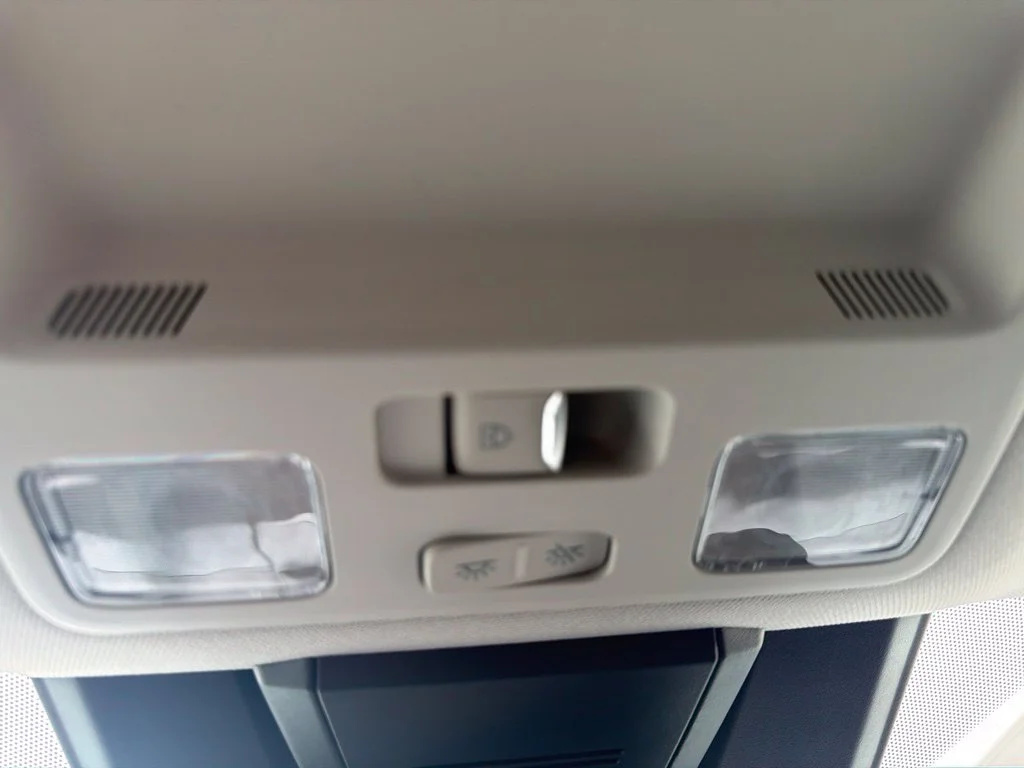 New 2026 Oxford White Ford XLT image 17