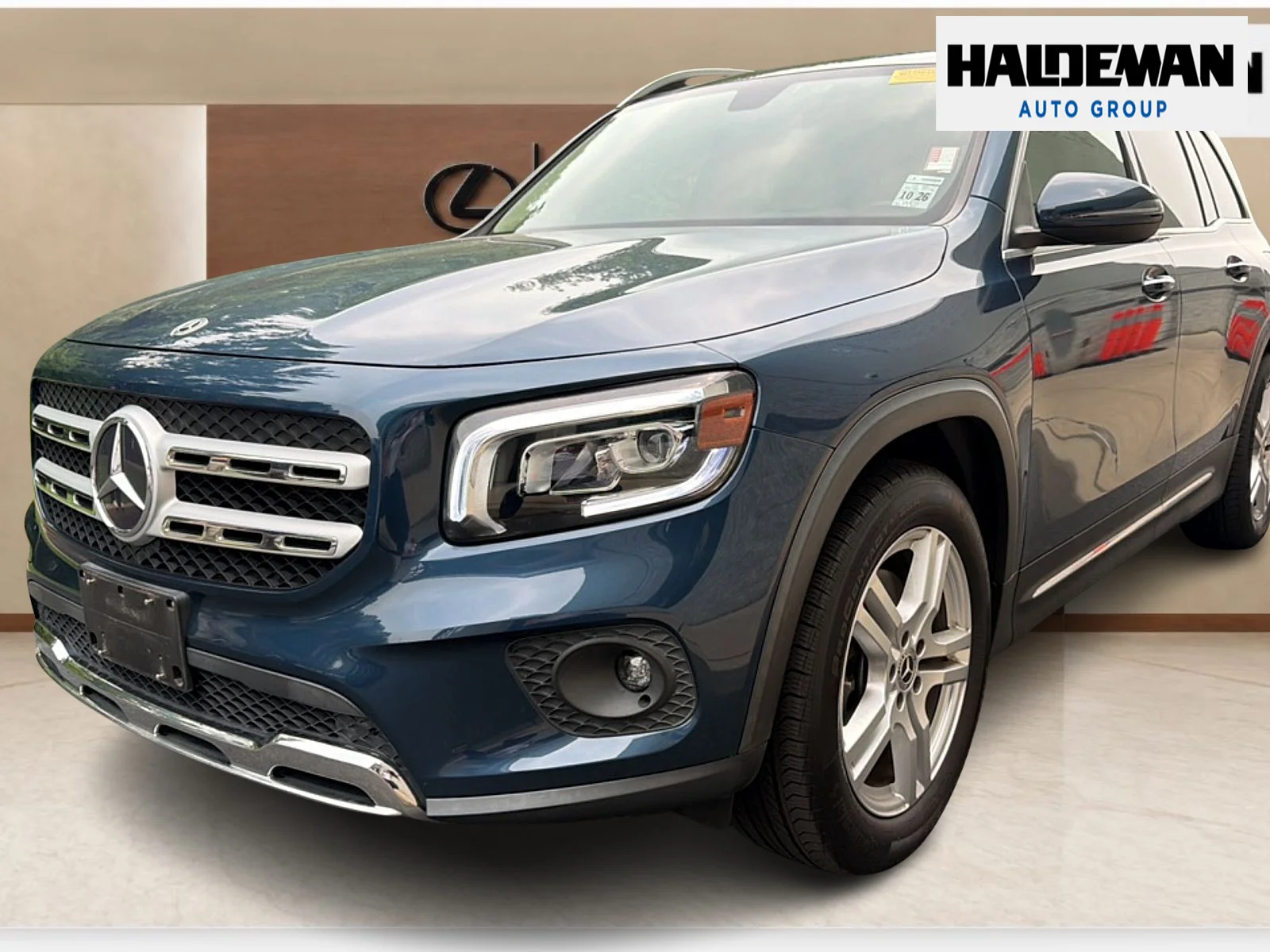 Used 2021 Blue Mercedes-Benz 4MATIC® image 2