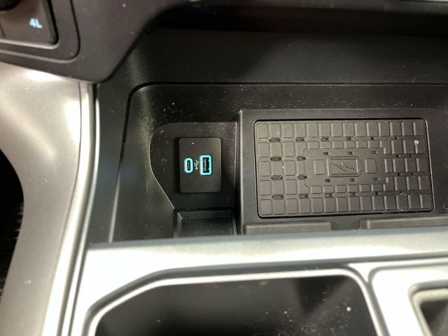 Used 2024 Avalanche Gray Ford XLT image 28