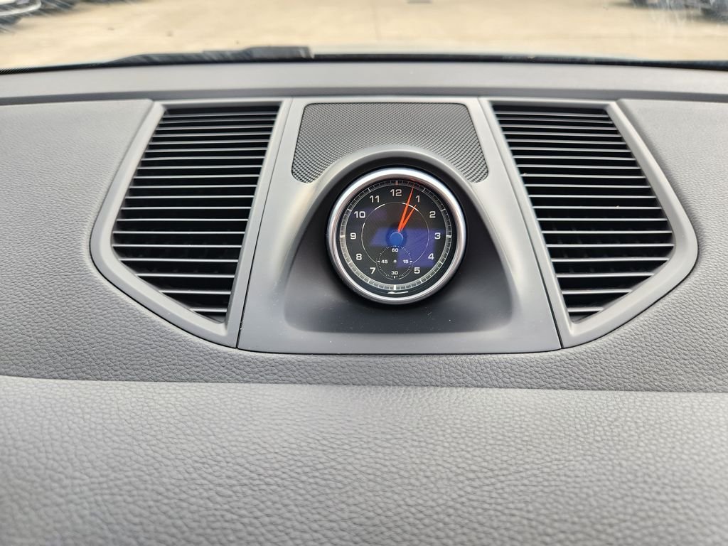 Used 2019 Dolomite Silver Metallic Porsche S image 18
