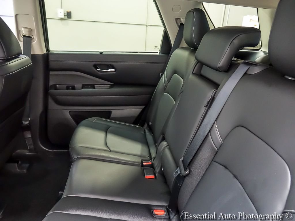 Certified Used 2025 Super Black Nissan SL image 11