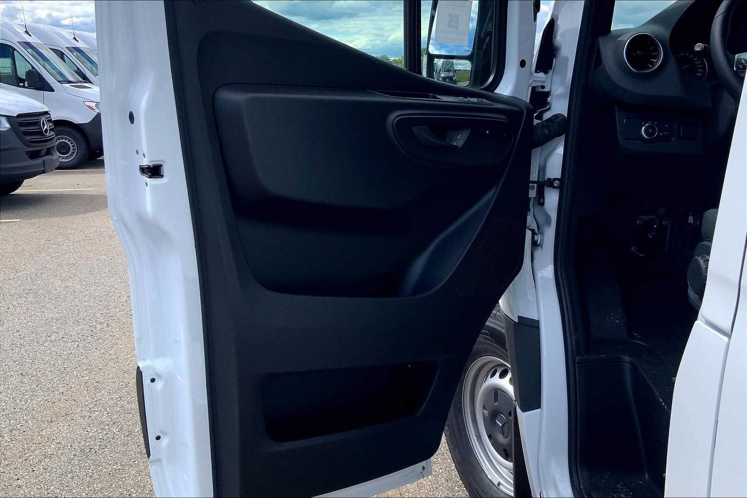 2025 Mercedes-Benz Sprinter Cargo Van Base - Photo 12
