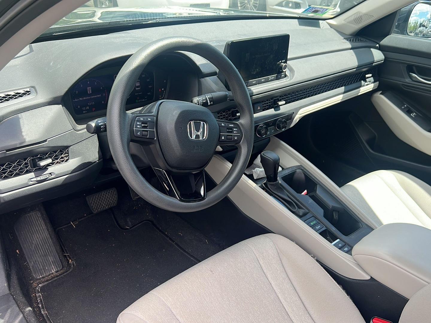 Used 2023 Meteorite Gray Metallic Honda EX image 4