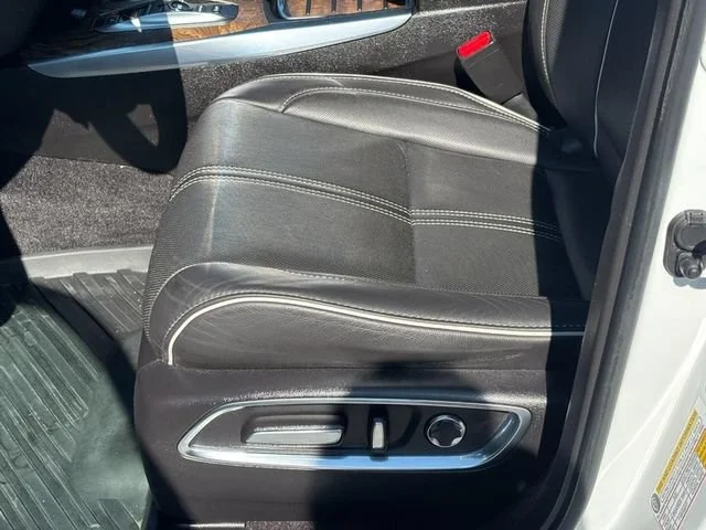 Used 2020 White Acura Advance Package image 17