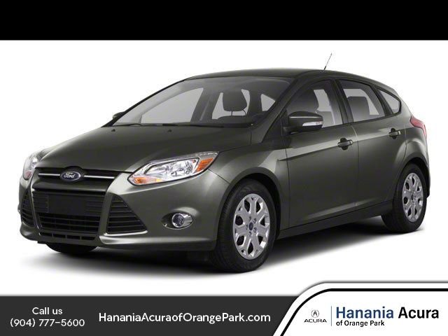 Used 2013 Blue Ford SE image 1