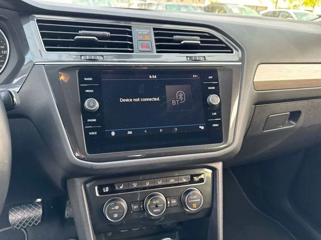 2019 Volkswagen Tiguan SE - Photo 8