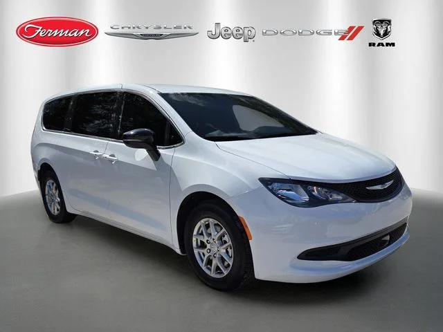 2026 Chrysler Voyager LX's photo