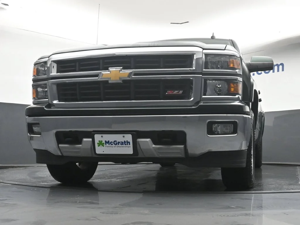 Used 2015 Green Chevrolet LT image 7