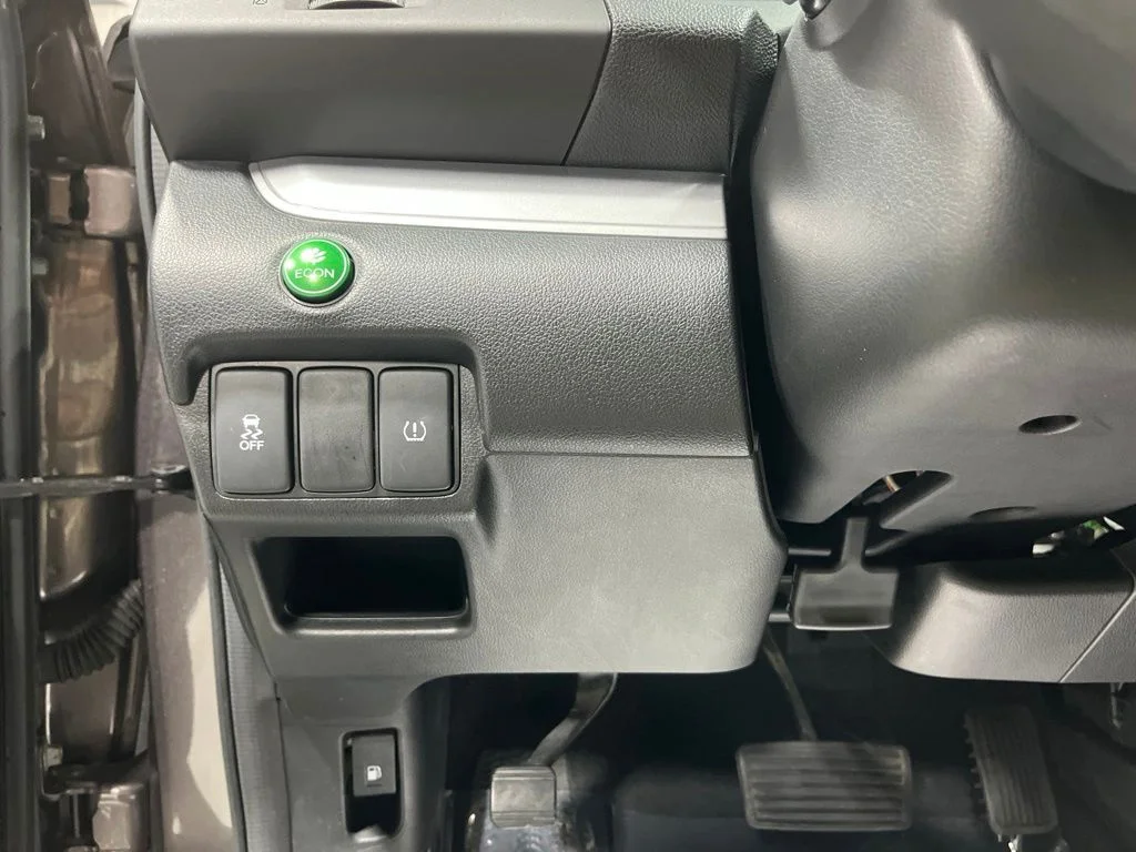 Used 2015 Urban Titanium Metallic Honda EX image 13