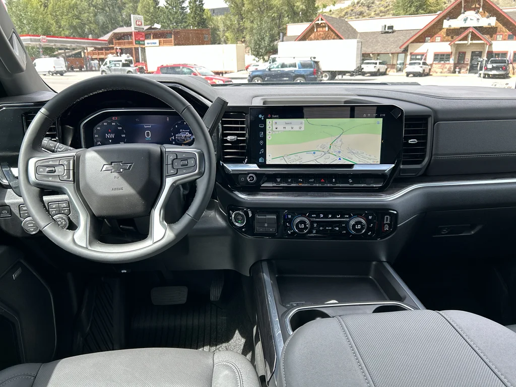 2026 Chevrolet Silverado 3500 HD LTZ - Photo 10