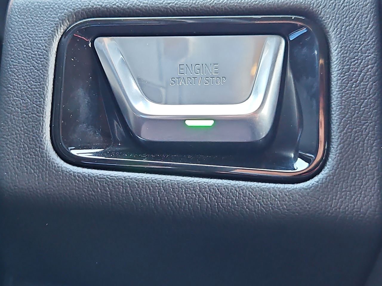 New 2026 Titanium Rush Metallic GMC Denali image 17