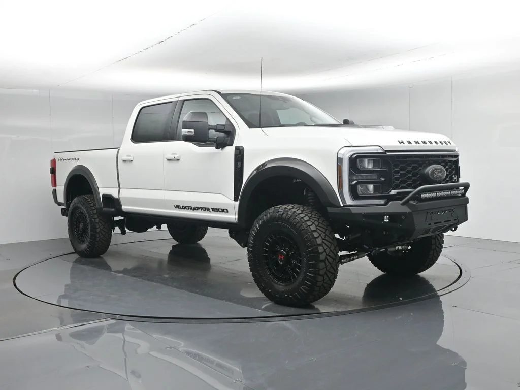 New 2026 Star White Metallic Tri-Coat Ford Lariat image 60