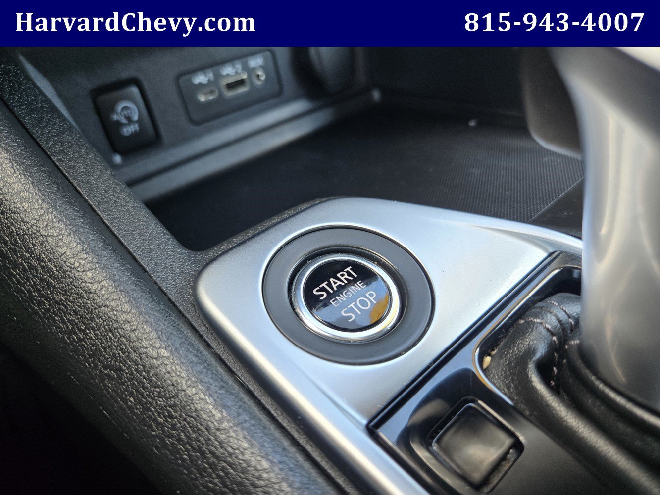 Used 2024 Red Nissan SV Xtronic CVT image 21