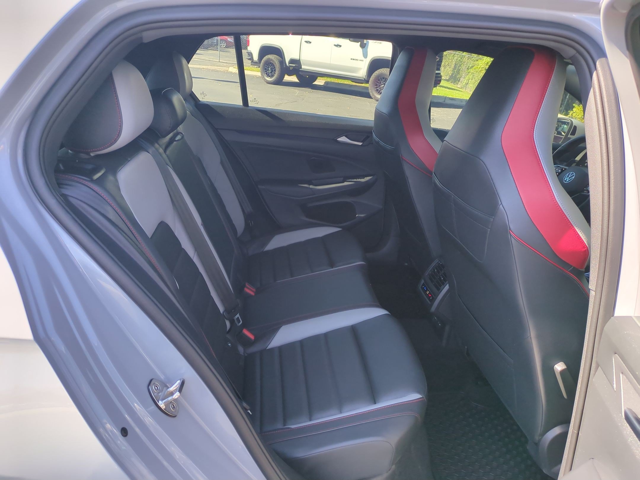 Used 2023 Gray Volkswagen 2.0T Autobahn image 28