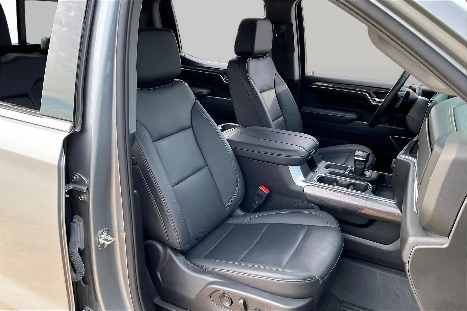 Used 2024 Sterling Gray Metallic Chevrolet LTZ image 10