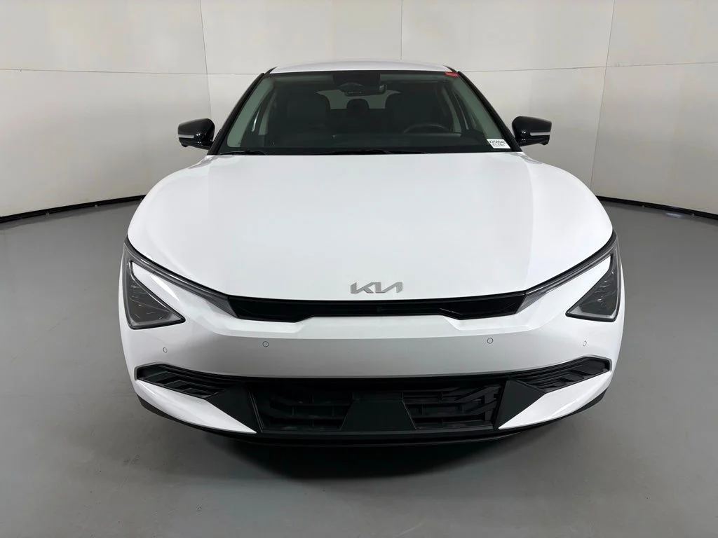 New 2025 Kia EV6 Light Long Range AWD in Mesa AZ l Phoenix