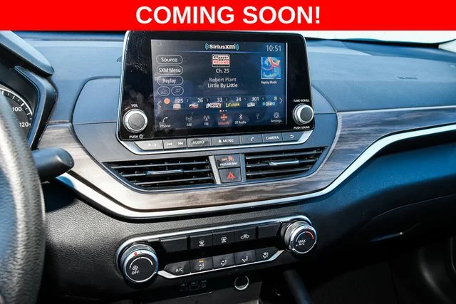 Used 2023 Silver Nissan 2.5 SV image 30