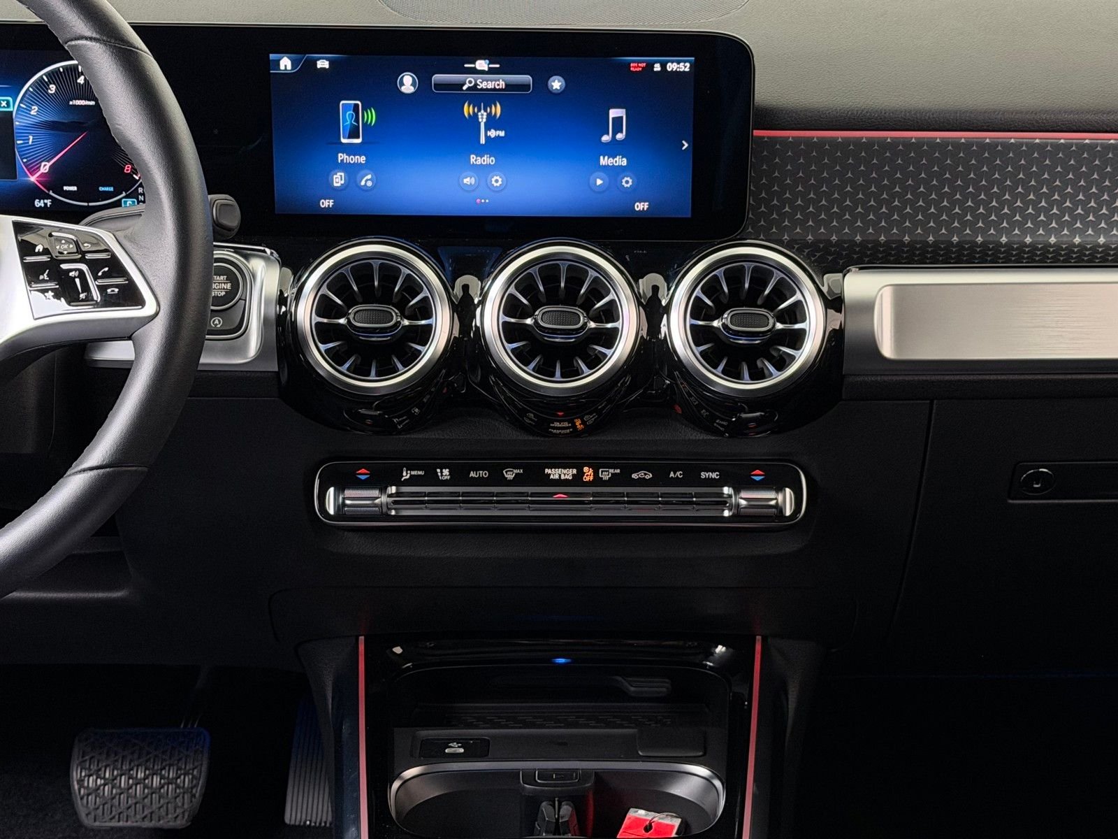 Certified Used 2024 Blue Mercedes-Benz GLB 250 image 5