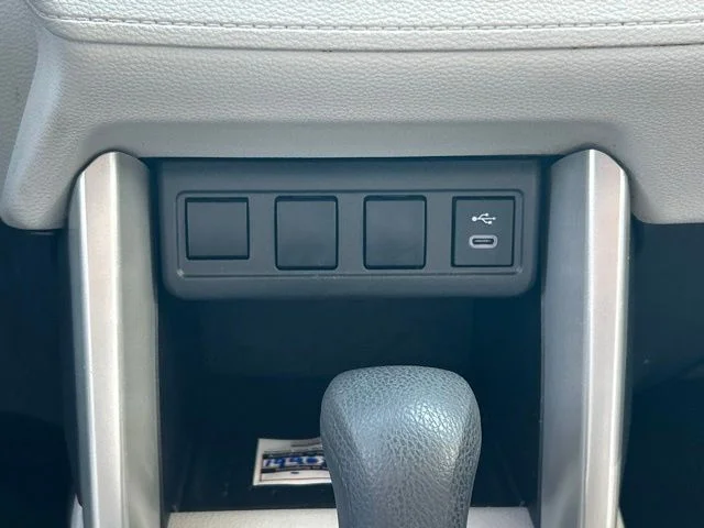 Used 2025  Toyota L image 43