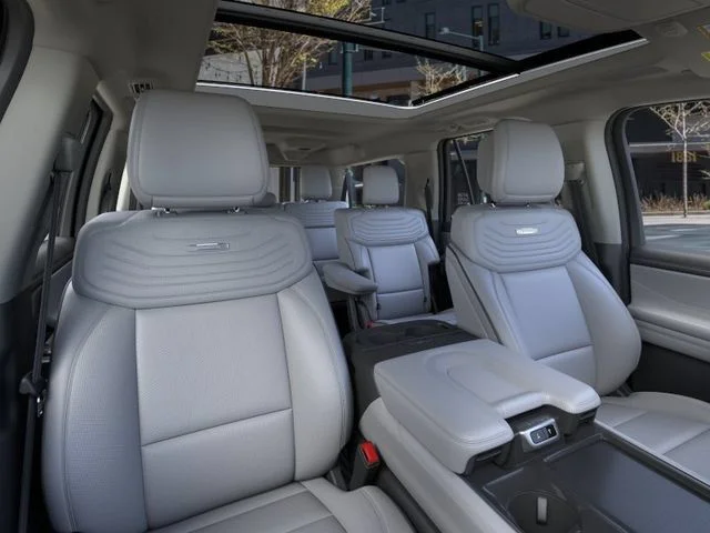 2026 Ford Expedition MAX Platinum - Photo 10