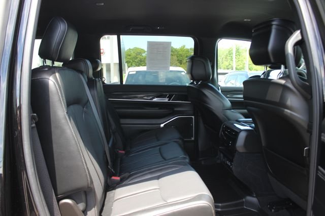 2022 Jeep Wagoneer Series III - Photo 34