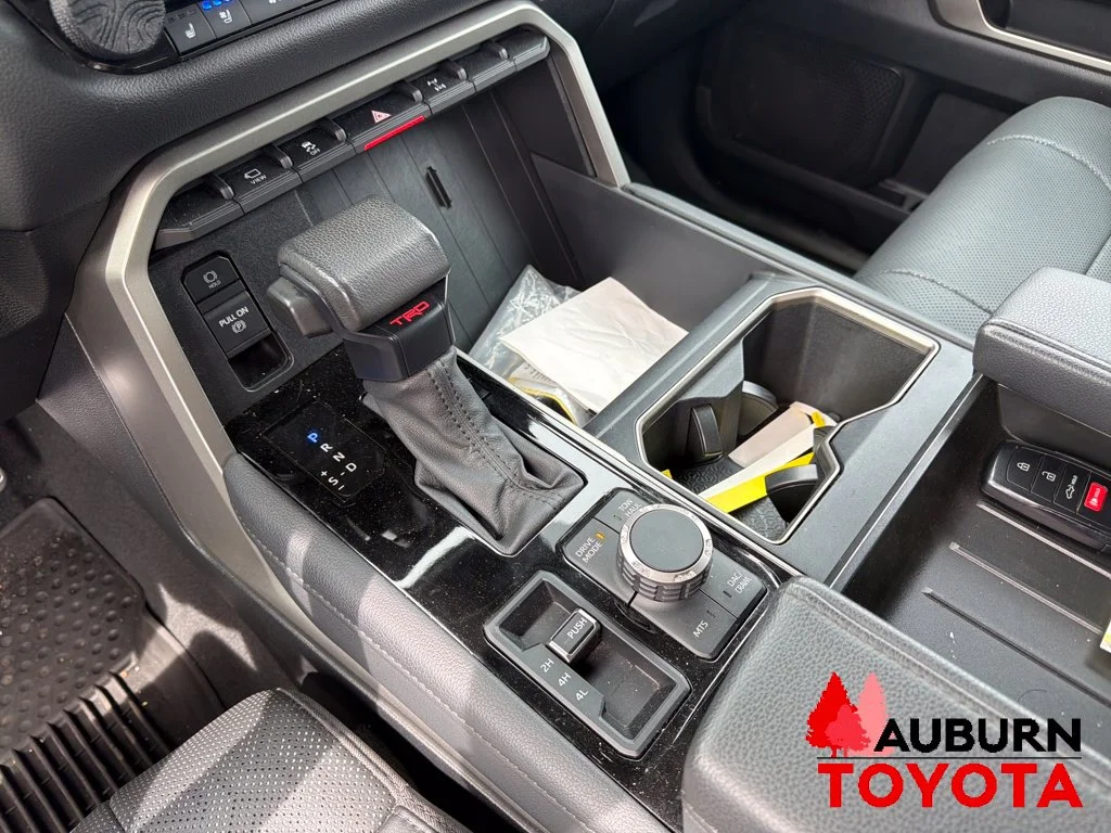 Used 2023 Green Toyota Limited image 26