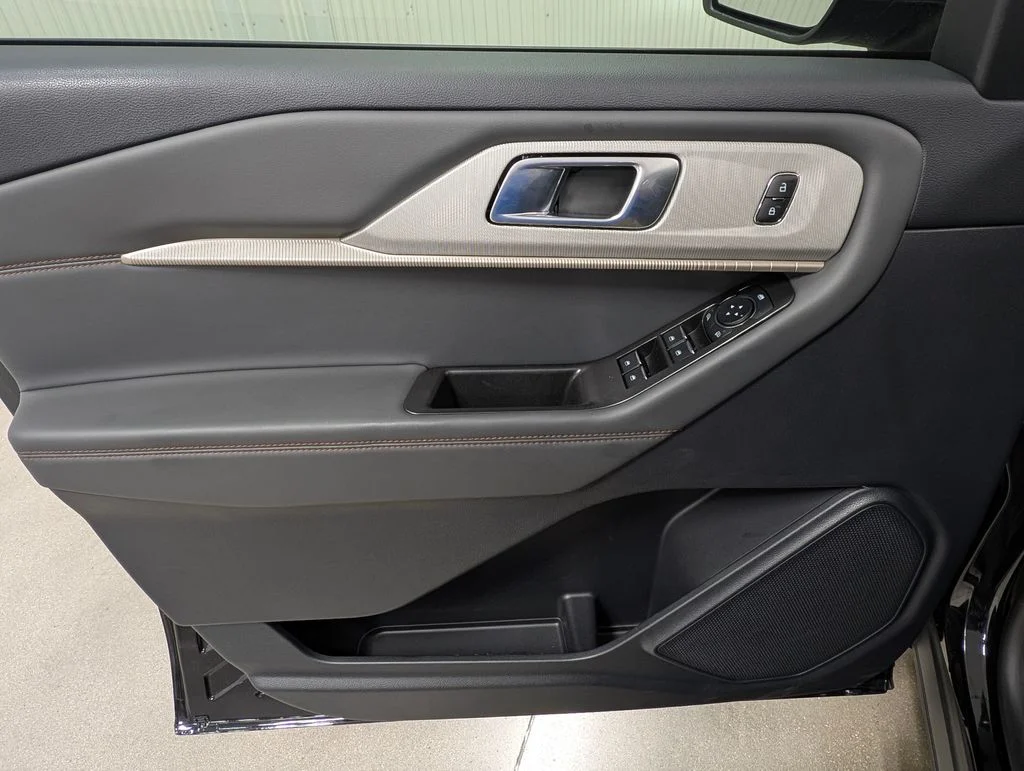 New 2026 Agate Black Metallic Ford Active image 12