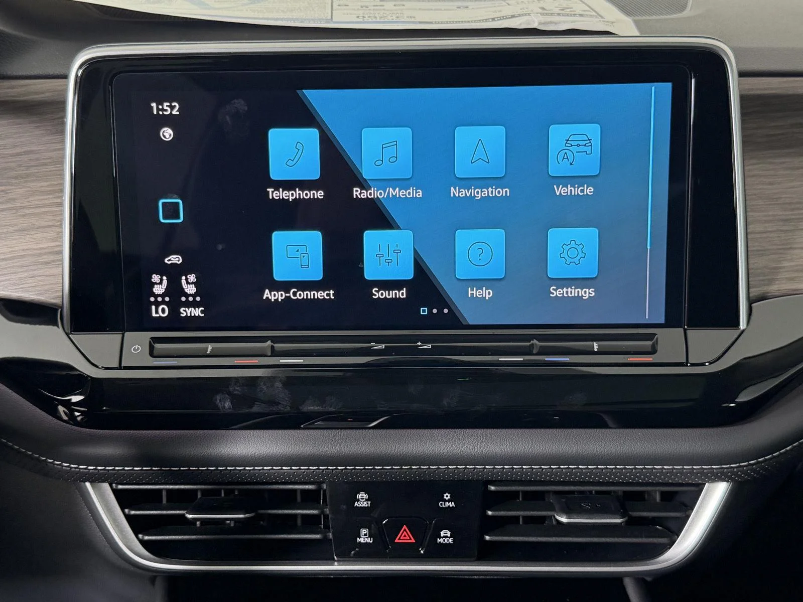 New 2026 Pure Gray Volkswagen 2.0T SEL image 29