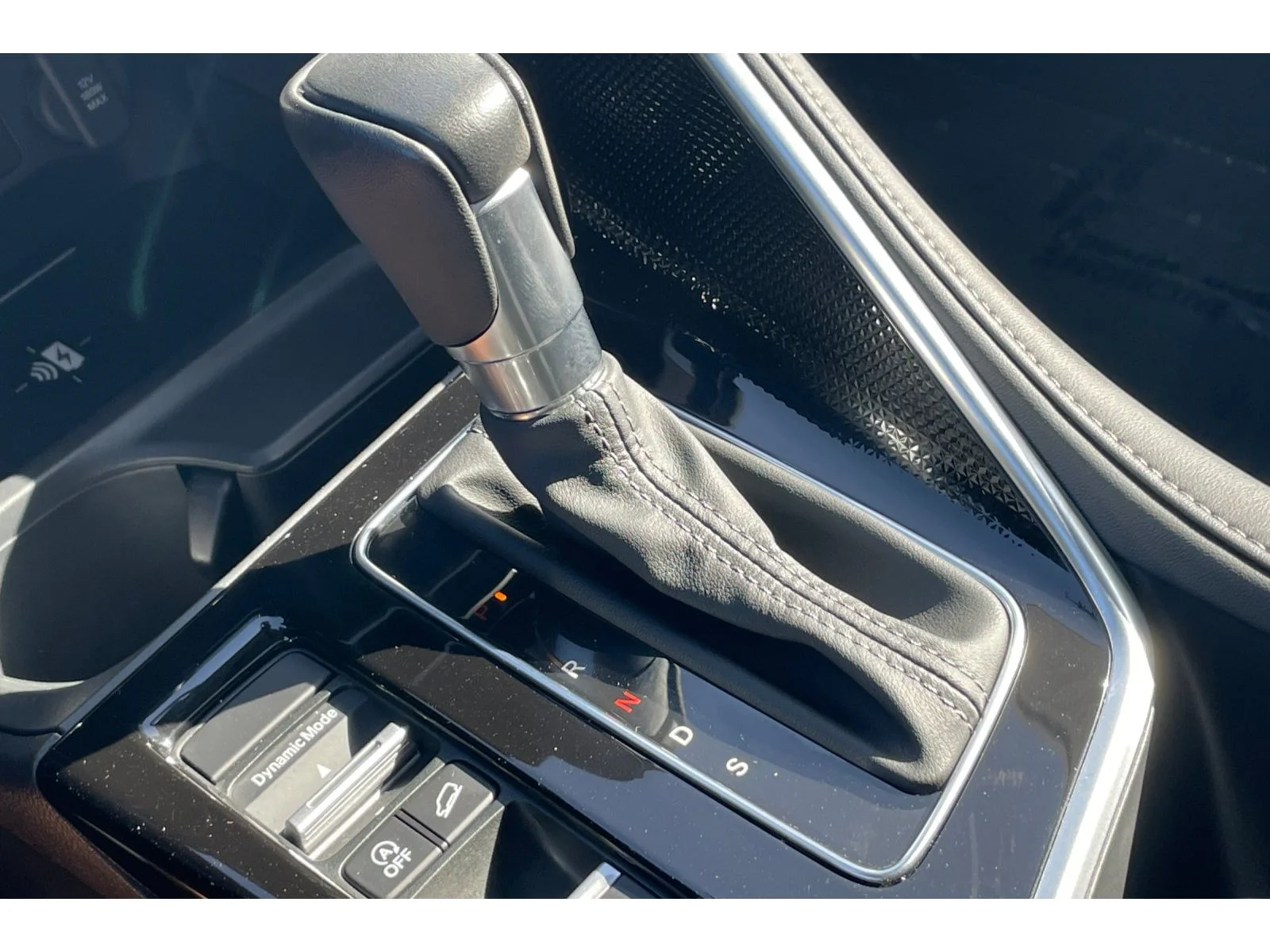 Used 2025 Crystal Black Pearl Acura Base image 32