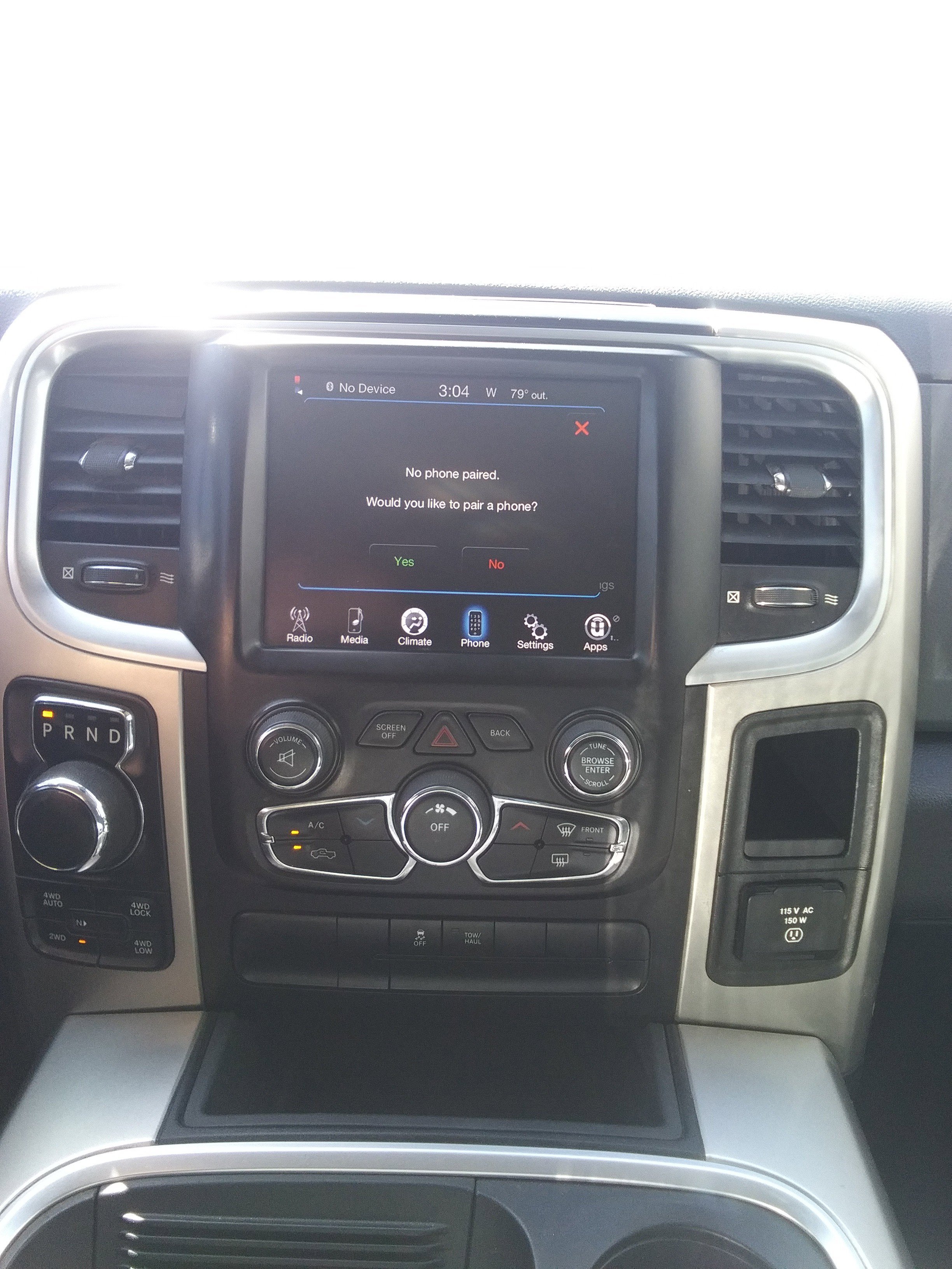 Used 2015 White Ram Big Horn image 22