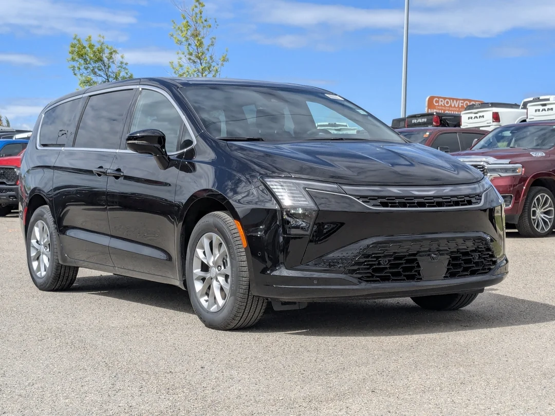 New 2027 Black Chrysler Select - - AWD - Full Sunroof - Safety Sphere Pkg - 360 Surround Cam - Blind Spot Mon & More! image 2