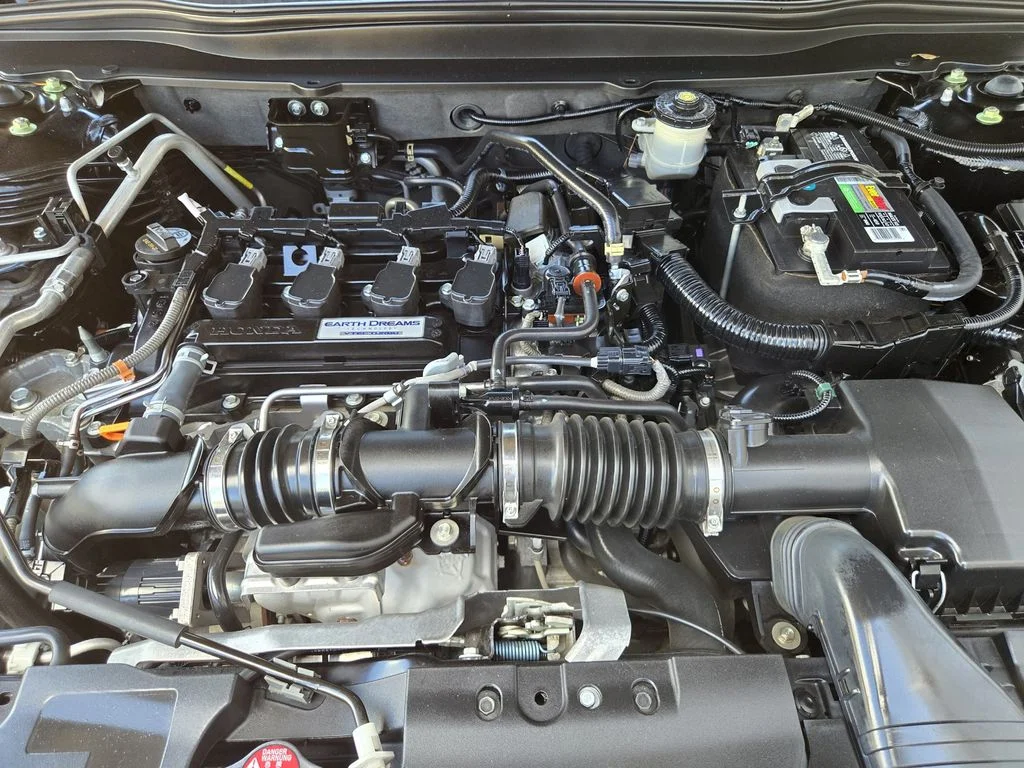 2018 Honda Accord LX - Photo 20